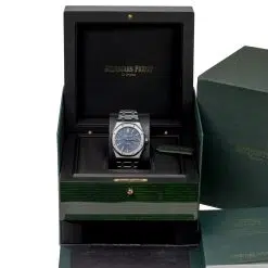 Alternative view of Audemars Piguet 15400ST.OO.1220ST.03 Royal Oak Selfwinding